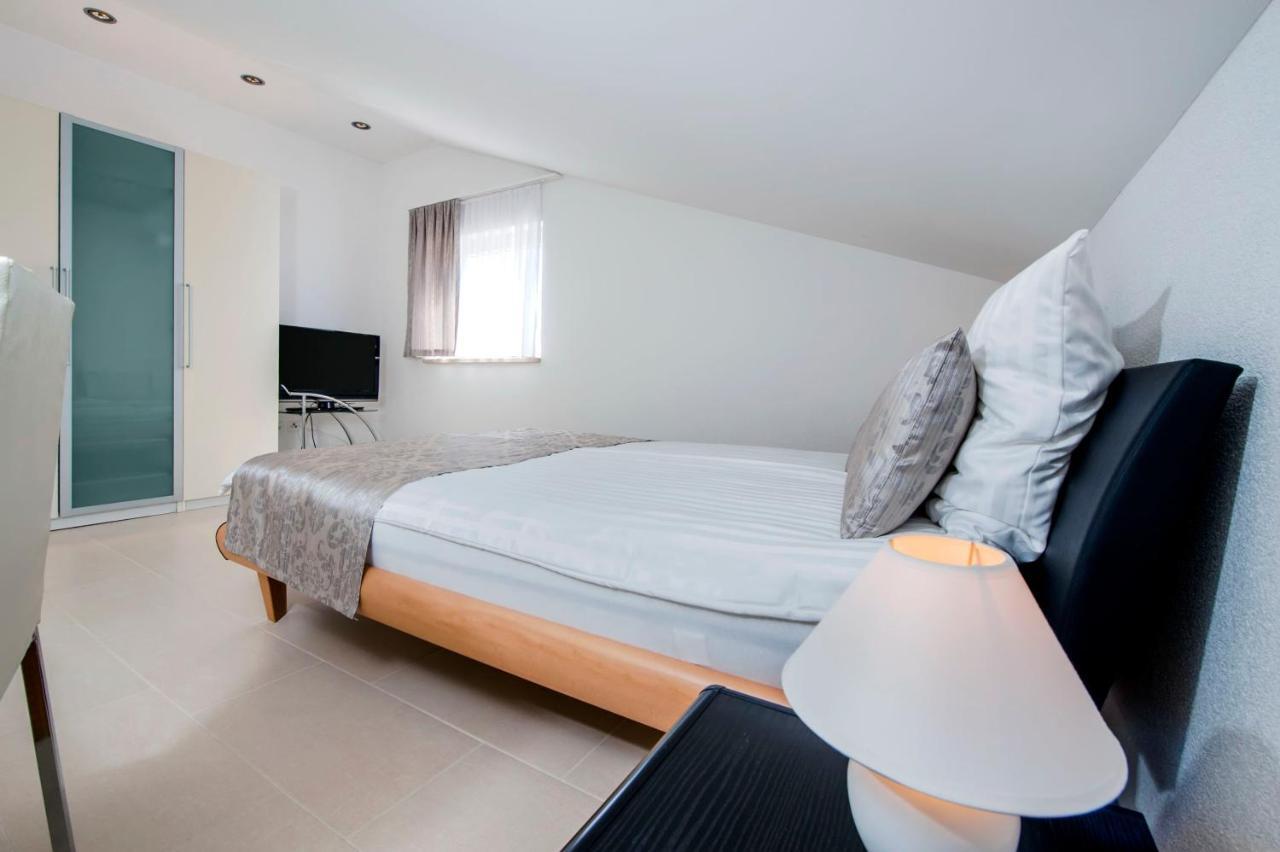 Apartments Anamar Ровінь Екстер'єр фото